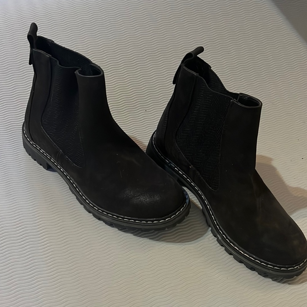 Black Cork’s bootie size 38